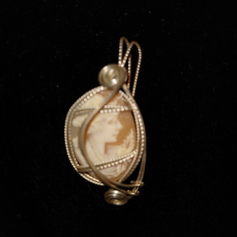 Silver Wire Wrapped Shell Cameo